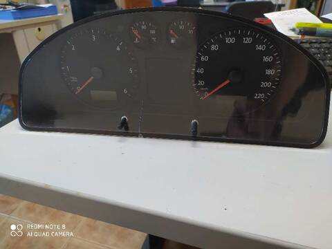 Cuadro de Instrumentos Volkswagen Transporter D T5 FURGONETA CAJA CERRADA BATALLA LARGA)