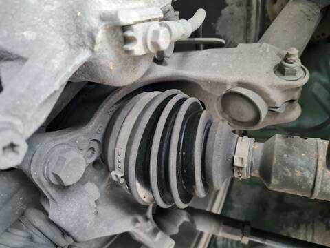Mangueta Delantera Derecha Volkswagen Passat R-LINE 150CV 110KW