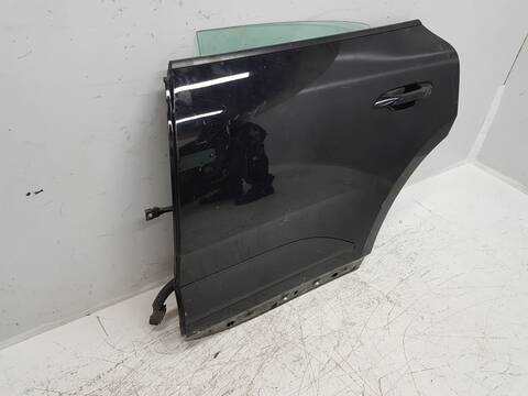 Foto 2ª: Puerta Trasera Izquierda Porsche Macan VERSION INDEFINIDA