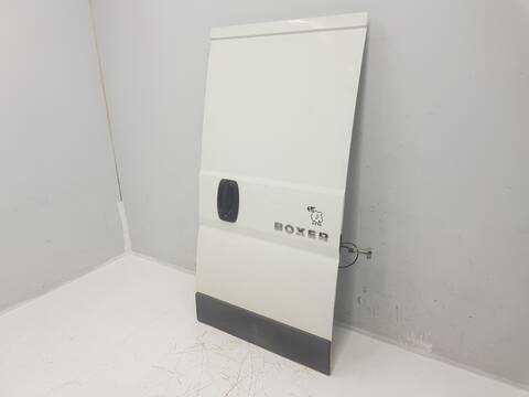 Foto 3ª: Puerta Trasera Derecha Peugeot Boxer HDI 328)