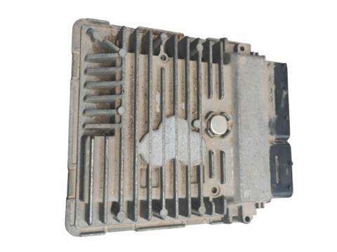 Centralita Motor ECU Volkswagen Golf 1.6 TDI