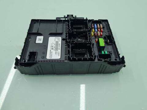 Caja Reles Fusibles Ford Kuga HYBRID ST-LINE 150CV
