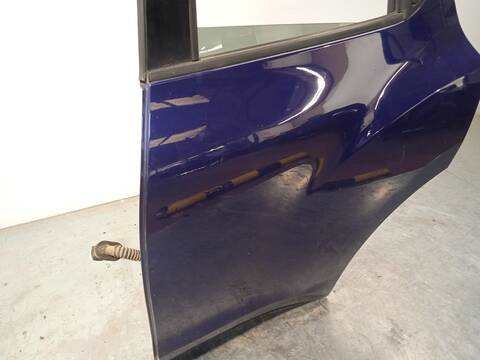 Foto 3ª: Puerta Trasera Izquierda Nissan Juke 1.5 DCI 110CV 81KW [K9K646] (2016)