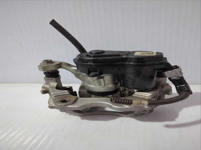 Foto 3ª: Pinza Freno Trasera Derecho Toyota Yaris 1.5 HYBRID MXPH11) 92CV [M15A-FXE] (2020)