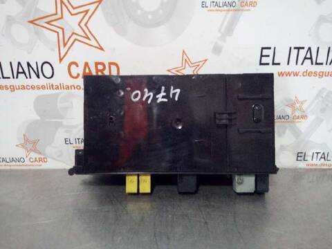 Foto 4ª: Caja Reles Fusibles Mercedes Clase C 160 220 CDI 203.006) BERLINA 143CV 105KW [611962] (2005)