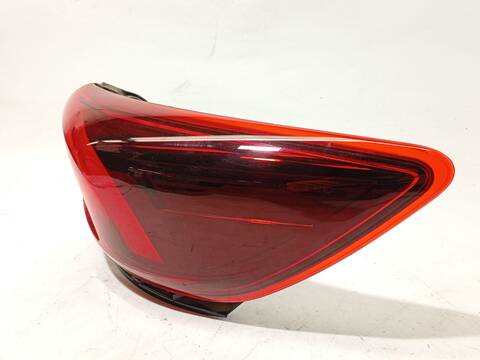 Foto 2ª: Piloto Trasero Derecho Ford Kuga 2.5 FHEV 190CV 140KW [BGDC] (2024)