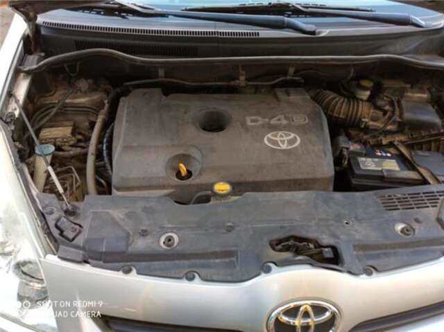 Foto 3ª: Cerradura Puerta Trasera Izquierda Toyota Corolla 2.2 D-4D SOL [2.2 LTR. - 100 KW TURBODIESEL CAT] [2ADFTV]