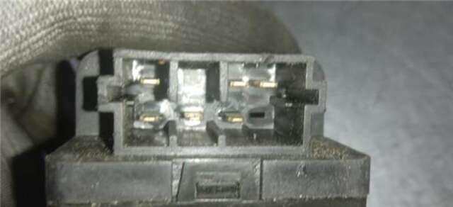 Foto 3ª: Botonera Elevalunas Peugeot 306 1.9D [WJZ]