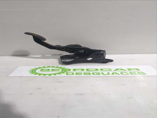 Foto 3ª: Pedal Embrague Dacia Duster 1.0 TCE 90 91CV [H4D 470] (2017)