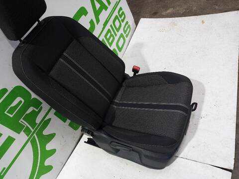 Foto 3ª: Asiento Delantero Derecho Volkswagen T-Roc BASIS 110CV [DLAA] (2021)