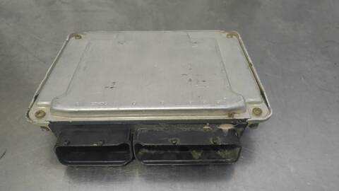 Foto 3ª: Centralita Motor ECU Audi A4 1.9 TDI 96KW) BERLINA 130CV (2000)