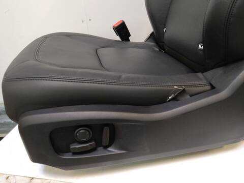Foto 2ª: Asiento Delantero Izquierdo Land Rover Defender 300 CV 221KW [DT306, AJ20D6]