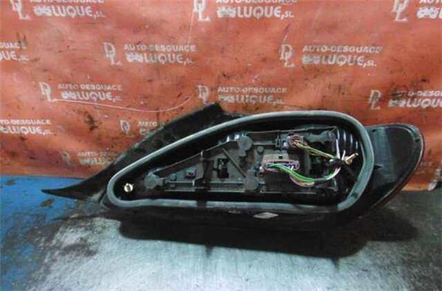 Foto 2ª: Piloto Trasero Izquierdo Peugeot 406 2.0 16V [RFR (DEW10J4)]