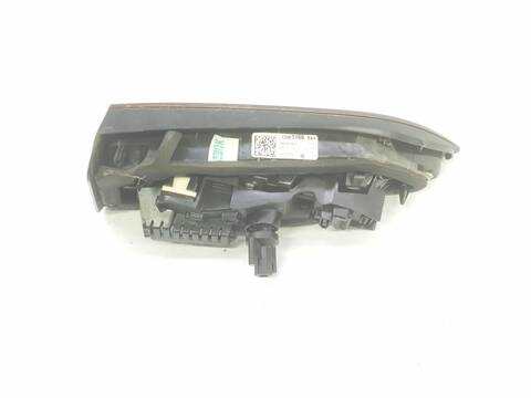 Foto 3ª: Piloto Trasero Izquierdo Opel Astra 1.6 CDTI DPF 110CV [B16DTE] (2015)