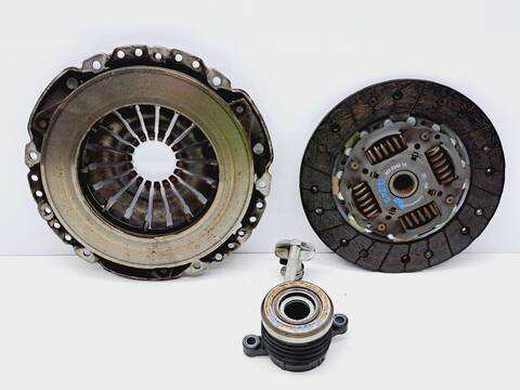 kit Embrague Renault Megane AUTHENTIQUE BERLINA 101CV 74KW II BERLINA 5P