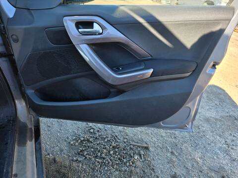 Tapizados Cartoneras Peugeot 2008 HMZ