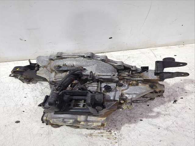 Foto 3ª: Caja Cambios Hyundai Tucson 2.0 CRDI 113CV [D4EA] (2004)