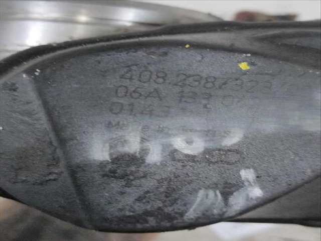 Foto 3ª: Caja Mariposa Volkswagen Golf 1.6 102CV (2003)