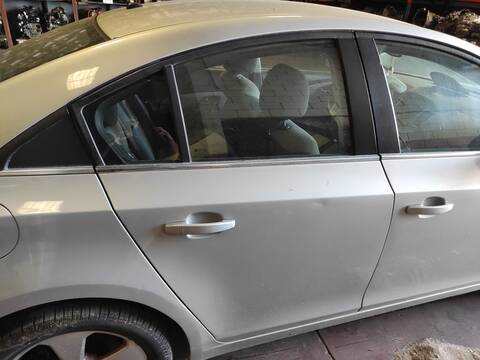 Puerta Trasera Derecha Chevrolet Cruze Z20S1
