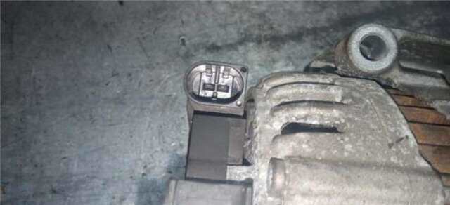 Foto 3ª: Alternador Mercedes Clase S 220 3.5 S 350 (221.056) [3.5 LTR. - 200 KW V6 CAT] [272965]