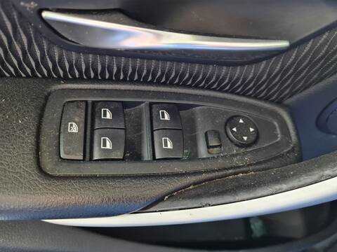 Foto 2ª: Botonera Elevalunas Bmw Serie 3 315 316D 116CV 85KW [N47D20C] (2013)