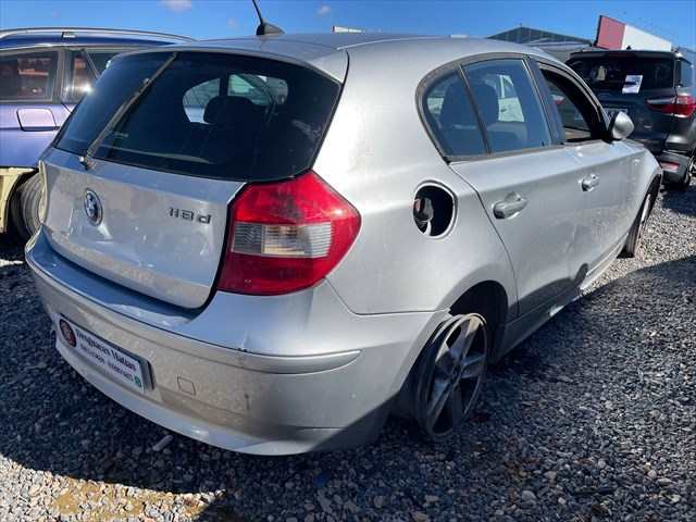 Foto 2ª: Piloto Trasero Derecho Bmw Serie 1 118 2.0 D 122cv [204D4] (2006)