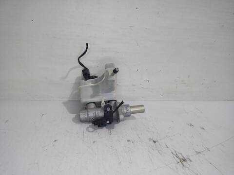 Foto 2ª: Bomba Freno Volkswagen Passat ADVANCE BLUEMOTION 105CV [CAYC] (2010)