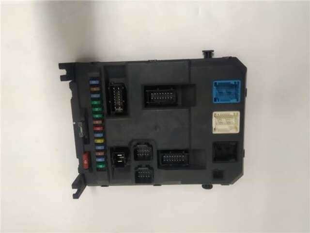 Caja Reles Fusibles Peugeot 207 1.6 HDI