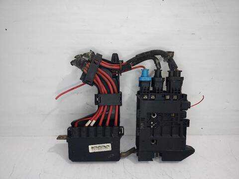 Foto 2ª: Caja Reles Fusibles Renault Scenic BOSE EDITION 110CV [K9K836] (2009)