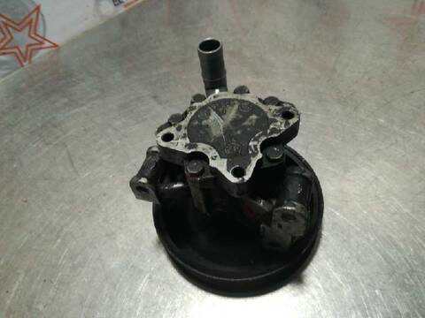 Foto 3ª: Bomba de Direccion Mercedes Vito 79CV 58KW