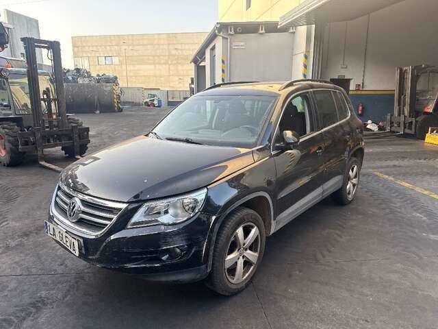 Mangueta Delantera Izquierda Volkswagen Tiguan 2.0 TDI 240CV