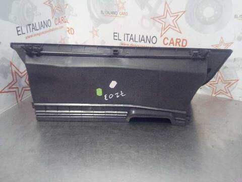 Foto 2ª: Guantera Toyota Yaris HYBRID ACTIVE 101CV 74KW [1NZ] (2019)