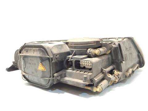 Foto 3ª: Faro Izquierdo Volkswagen Touareg TDI V10 313CV 230KW [AYH] (2004)