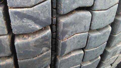 Foto 2ª: Neumatico Volvo Camion 6.0 TD TRUCKS FL612 [4TD6A210] (1999)