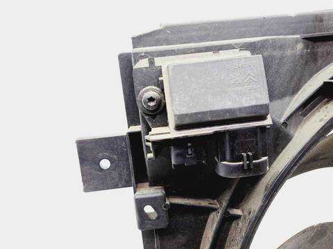 Foto 2ª: Electroventilador Citroen C4 ORIGINS PICASSO 130CV 96KW [HN02] (2015)