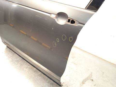 Foto 2ª: Puerta Delantera Izquierda Land Rover Discovery 2.0 D 4X4 150CV 110KW [204DTD] (2018)