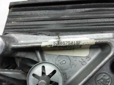 Foto 3ª: Retrovisor Izquierdo Skoda Fabia 1.9 TDI 105CV 77KW (2008)