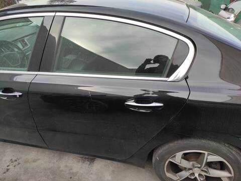Puerta Trasera Izquierda Peugeot 508 AH02