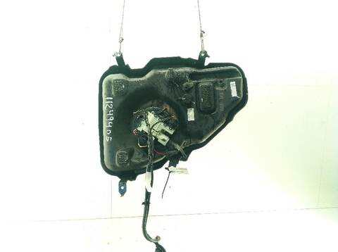 Foto 3ª: Deposito AdBlue Mazda CX7 2.2 MZR-CD AWD [R2AA] (2006)