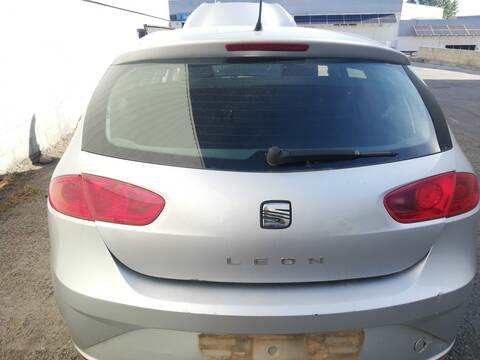 Portón Seat Leon CAYC