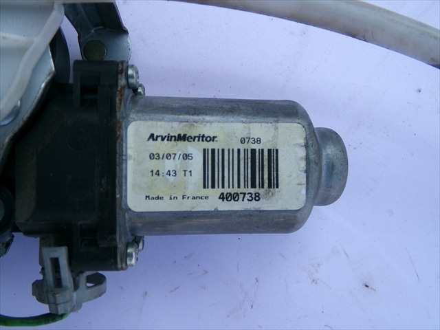 Foto 2ª: Elevalunas Eléctrico Delantero Derecho Iveco Daily 2.3 D 1999-2006 [F1AE0481B*A] (2005)