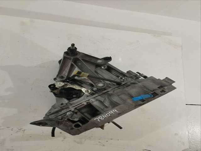 Foto 2ª: Caja Cambios Renault Megane 1.4 16V BERLINA 98CV 72KW II BERLINA 5P [K4J730] (2005)