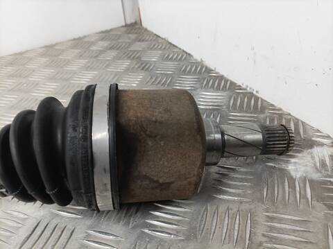 Foto 3ª: Transmision Delantera Izquierda Volvo V50 2.4 MOMENTUM 140CV 103KW FAMILIAR [B5244S5] (2004)