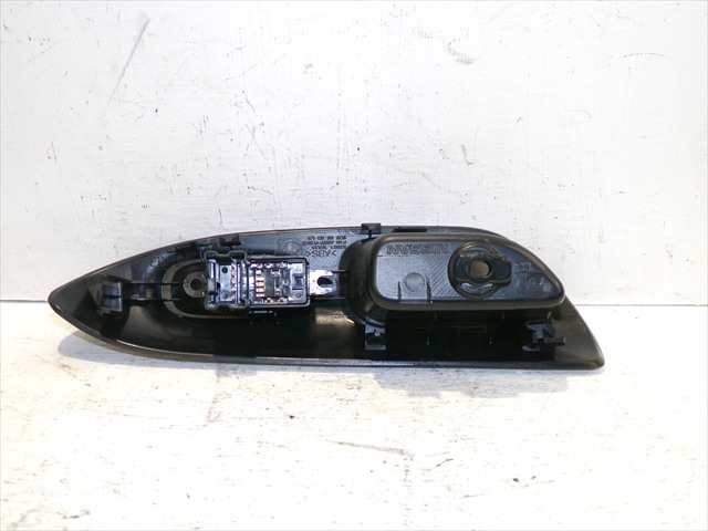 Foto 3ª: Botonera Elevalunas Nissan Juke 1.5 DCI 2010-2015 [K9KA6] (2014)