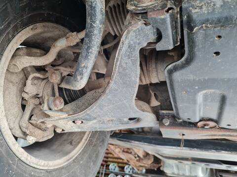 Brazo Suspension Delantero Derecho Mitsubishi Montero 3.2 DI-D GLS 3-PTAS.) 160CV 118KW