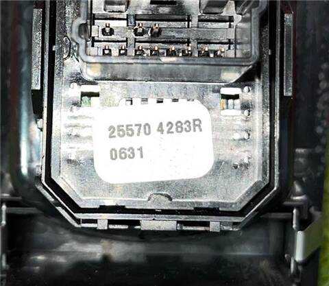 Foto 3ª: Botonera Elevalunas Renault Master L2H2 HKA 3 5TDCI DIESEL CAT 150CV 110KW FURGON [M9T 716] (2021)