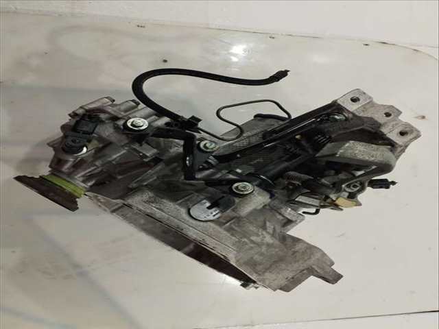 Foto 2ª: Caja Cambios Audi A3 1.9 TDI AMBIENTE 110CV 81KW [ASV] (2000)