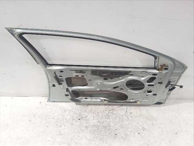 Foto 3ª: Puerta Delantera Izquierda Ford Focus 1.8 TDCI 100CV [FFDA] (1998)
