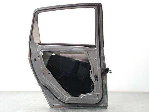 Foto 4ª: Puerta Trasera Izquierda Mercedes Clase B 150 180 CDI 245.207) 109CV 80KW [640940] (2006)