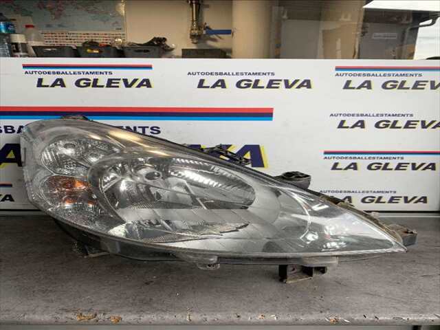 Faro Derecho Peugeot Partner 1.6 HDI75CV 0CV